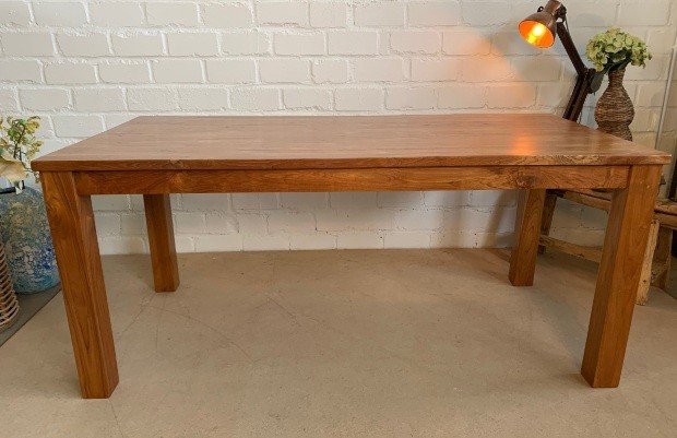 Teak dining table 180 cm lacquered